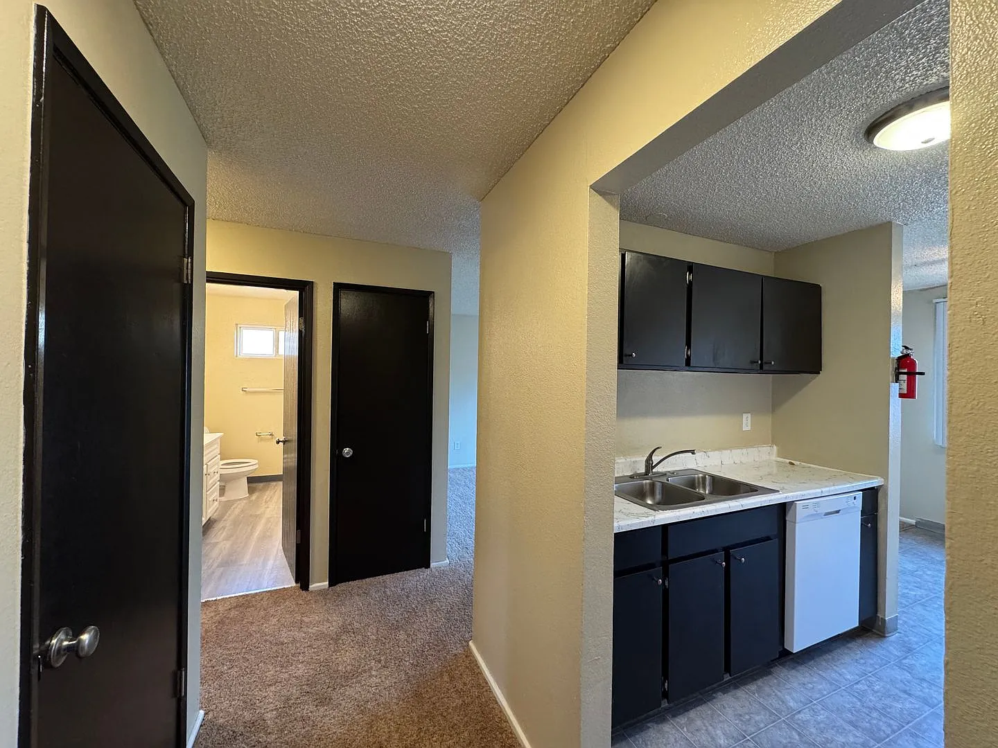 Outrigger Apartments 6102 — Photo 3