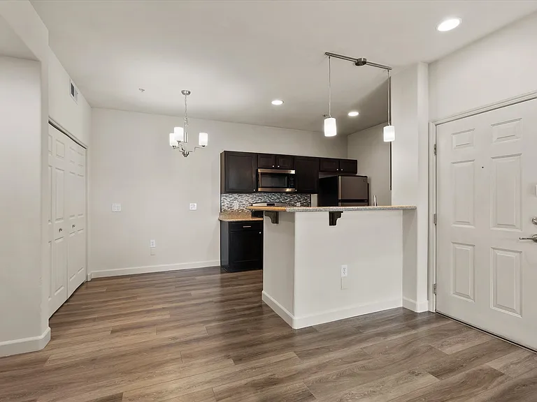 The View Apartments — Photo 46