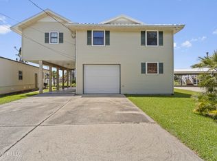855 Dove Blvd, Bay Saint Louis, MS 39520