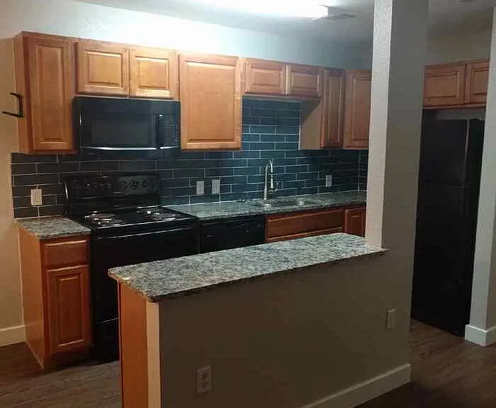2702 Little Valley Cv #B — Photo 3