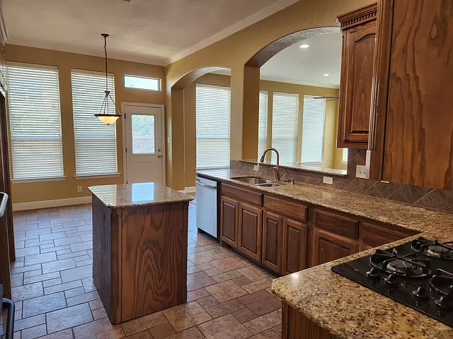 2815 Butterfield Stage Rd — Photo 3