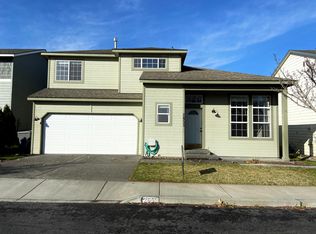 2653 Dornoch Pl, Richland, WA 99354
