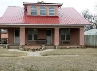 200 E Main St, Tipton, OK 73570