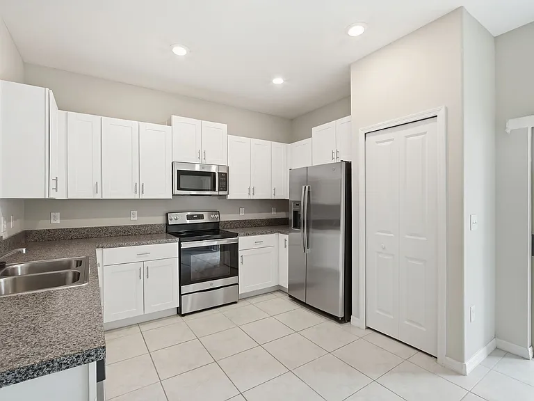 4429 Globe Thistle Dr — Photo 3