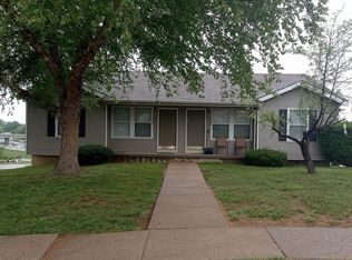 7339 N Laurel Ave, Kansas City, MO 64158