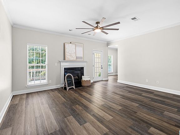 4th image of 105 Olivia Dr