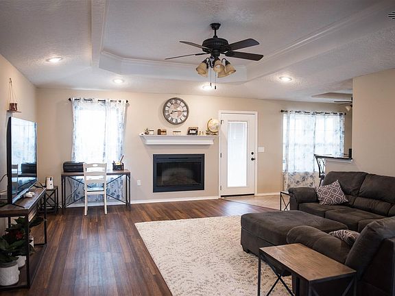 4th image of 2214 Boxwood Cir