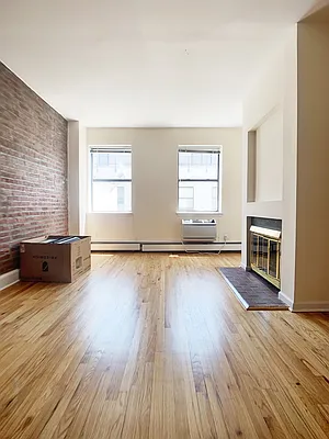 Rented by A Space Realty NY LLC | media 5