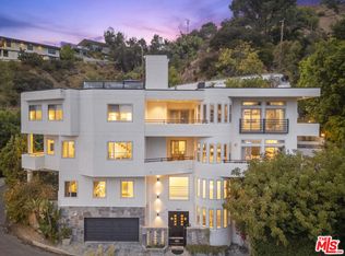 8507 Franklin Ave, Los Angeles, CA 90069