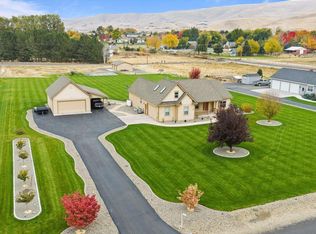 17305 S Lanell Dr, Prosser, WA 99350