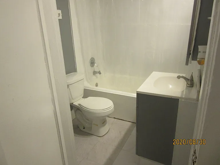 316 Hazel St #B — Photo 10