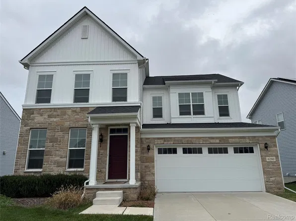 6280 N Trailwoods Dr, Ann Arbor, MI 48103