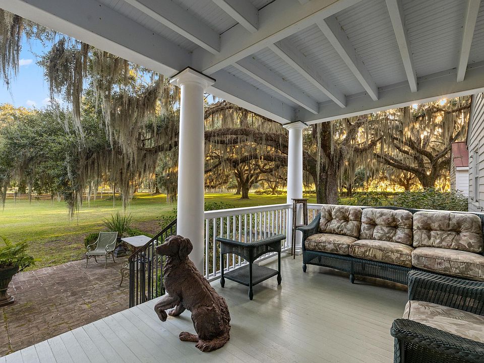 25th image of 1451 River Rd