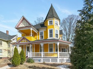 61 Thompson St, Springfield, MA 01109