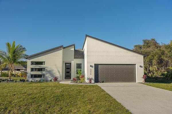 1st image of 3428 W Price Blvd #2