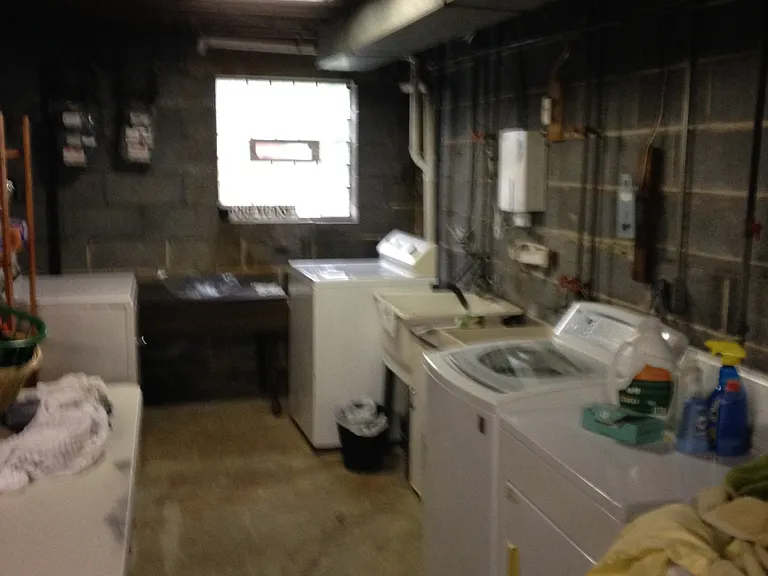 284 Osborn St #1 — Photo 15