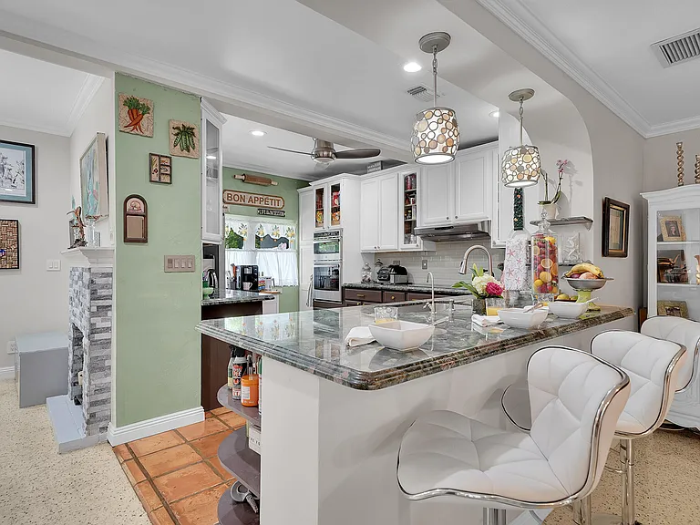 3209 Norfolk St — Photo 41