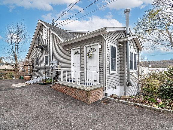 2nd image of 65 Shore Rd