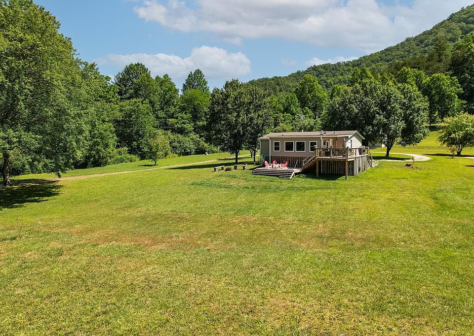 1st image of 65 Haven Meadow Ln