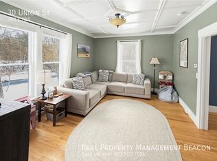30 Union St, Enfield, NH 03748