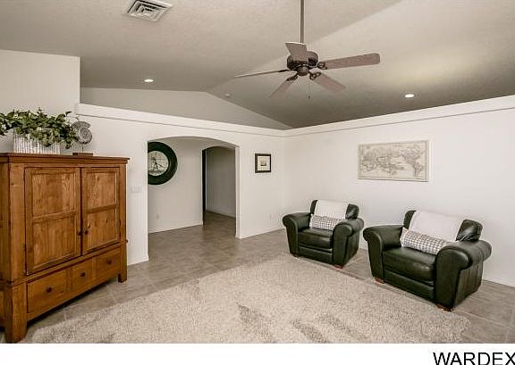 4th image of 159 Comanche Ln