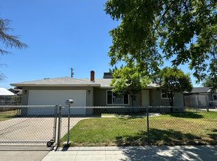 4646 E Lowe Ave, Fresno, CA 93702