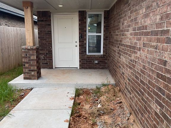 2nd image of 2600 NW 199th St
