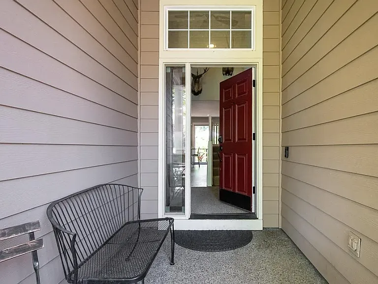 15812 NE 18th Ct — Photo 13