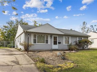 3643 Oakland Rd NE, Cedar Rapids, IA 52402