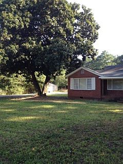 huge yard space w/trees