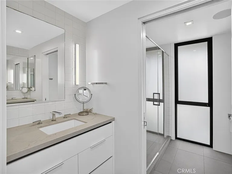 703 N Lucia Ave — Photo 19