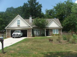 135 Lynnwood Ave, Tyrone, GA 30290