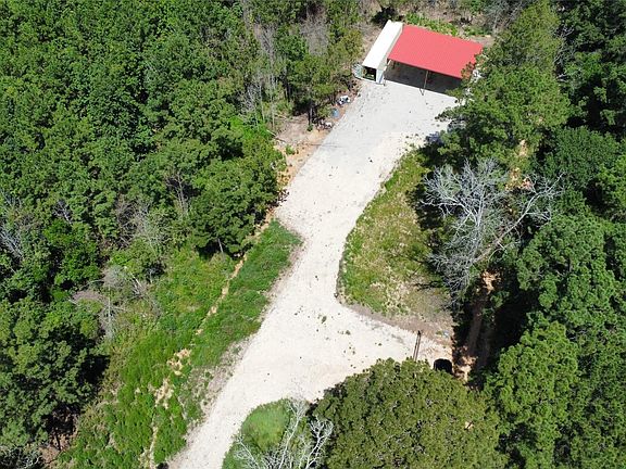 2nd image of 150 McBride Trl