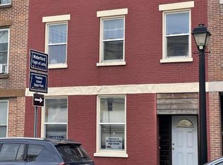 30 Broad St, Waterford, NY 12188