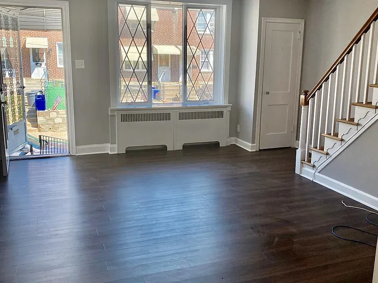 4236 Chippendale St — Photo 3
