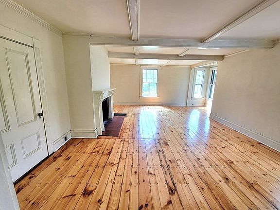 5th image of 73 Mansur St