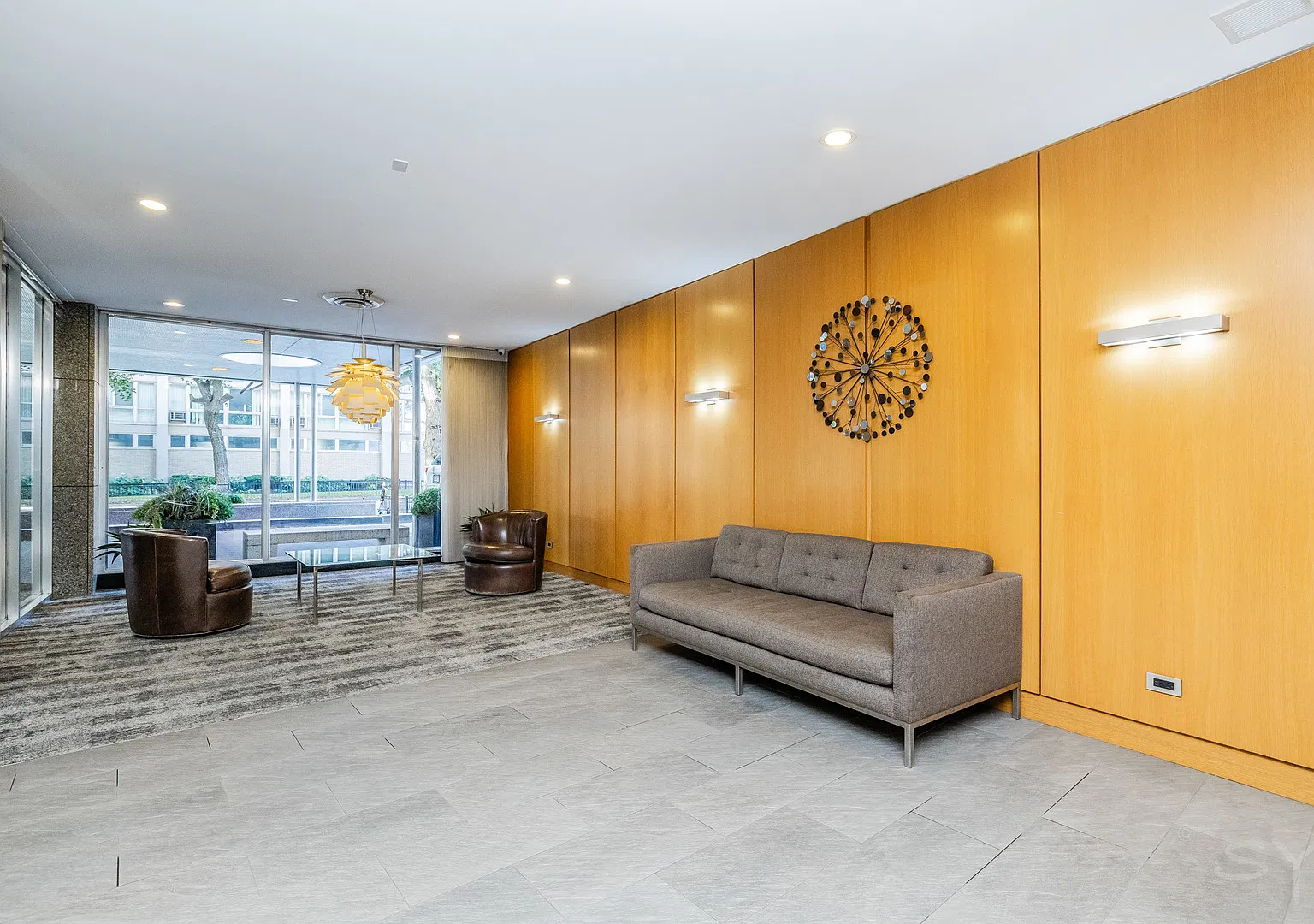1 bed, 800 sqft, $2,500 — Photo 2