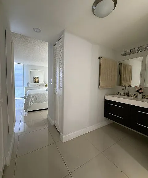 20400 W Country Club Dr #216 — Photo 24
