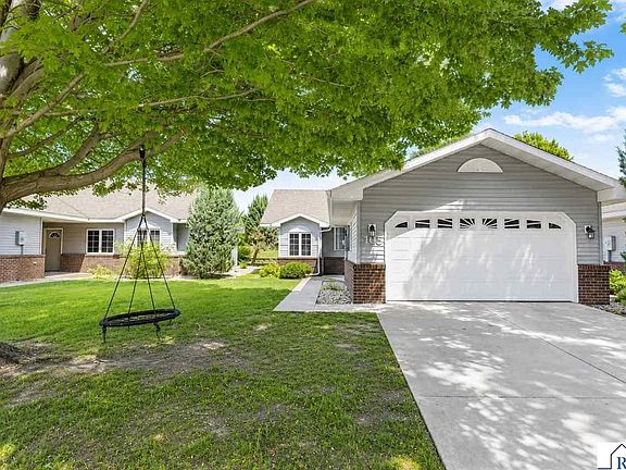 2nd image of 105 Raven Ct