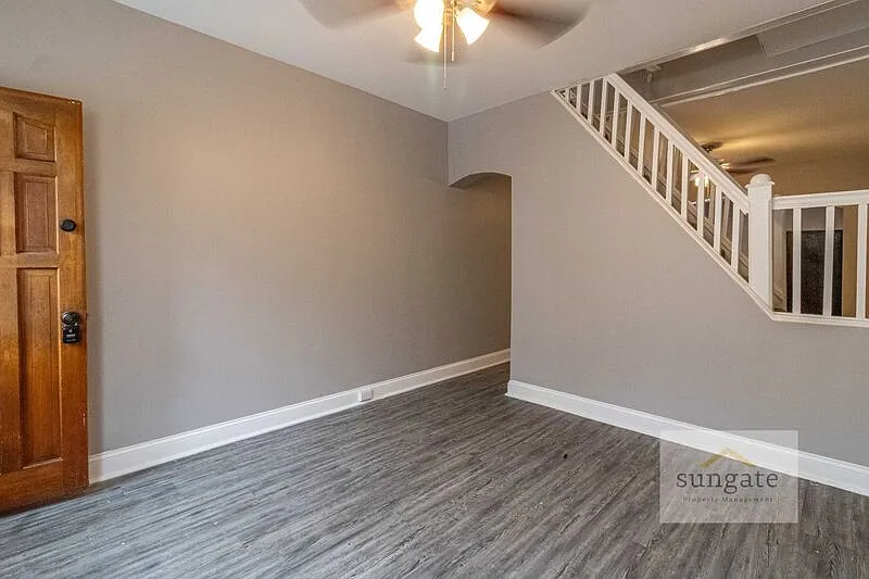 2 bed, 2.0 bath, 1104 sqft, $1,000 — Photo 3