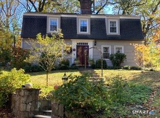 9 Hollow Spring Road, Norwalk, CT 06854