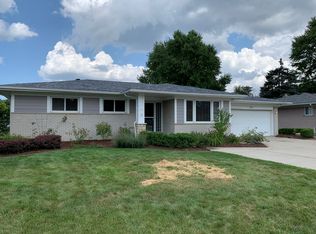 8831 Metropolitan Pkwy, Sterling Heights, MI 48312