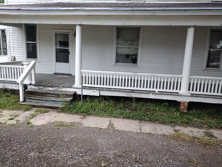 329 N Main St — Photo 19