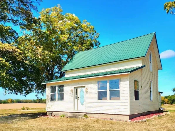 7164 W State Road 25, Mentone, IN 46539