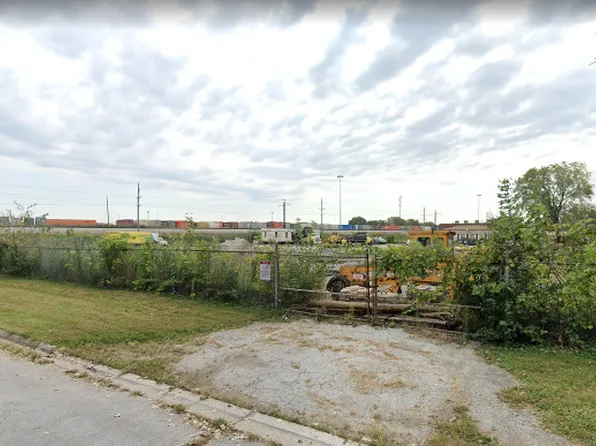 3333 W 168th St, Hazel Crest, IL 60429