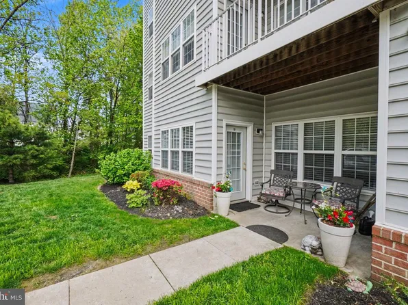 598 Hopkins Landing Dr #598, Essex, MD 21221