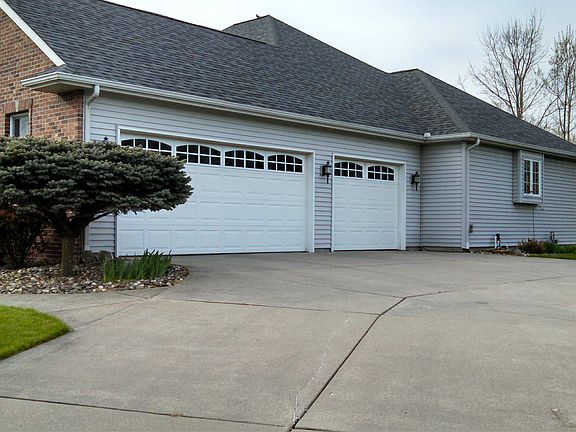 3 Car Garage 24x32
