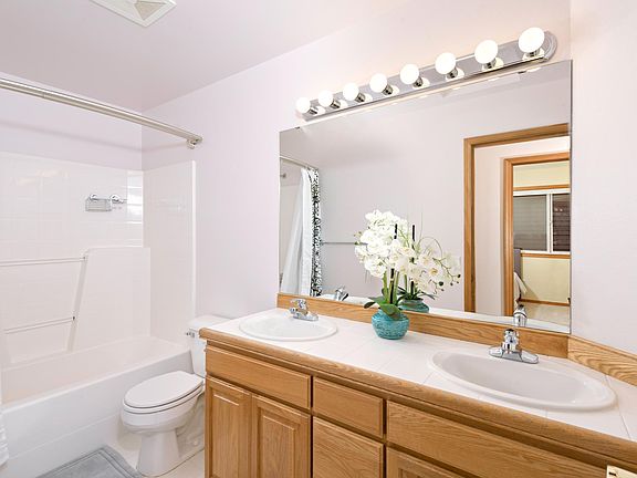 4th image of 7934 NE 182nd Pl