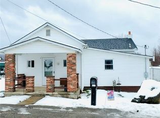 814 Marietta St, Connellsville, PA 15425