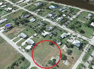 104 Storter Ave S, Everglades City, FL 34139